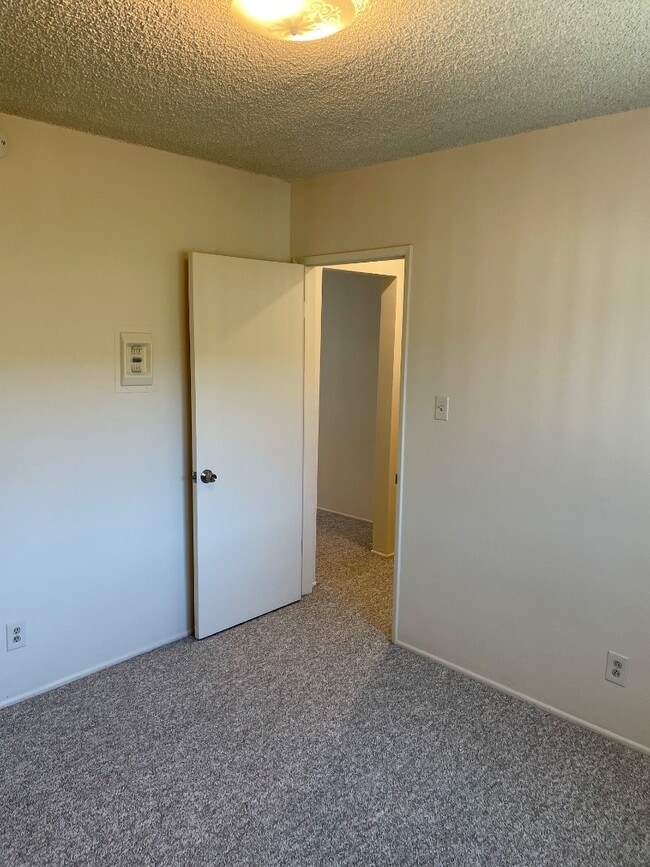 Photo - 307 N Curtis Ave