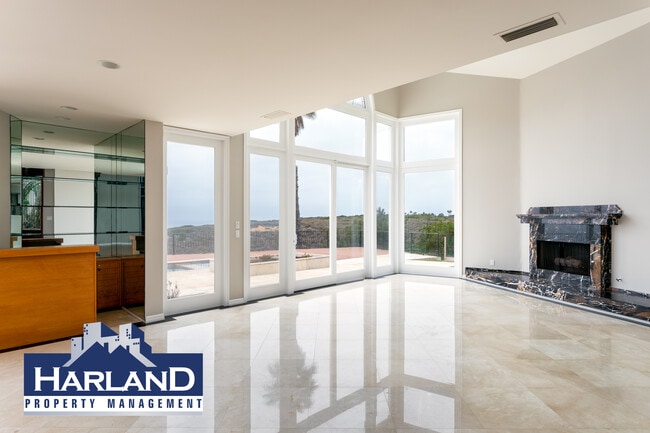 Photo - 2610 Inyaha Ln