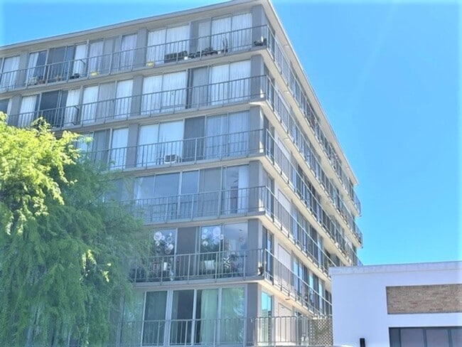 DOWNTOWN LONG BEACH 2BR/2BA CONDO ON 4TH F... - DOWNTOWN LONG BEACH 2BR/2BA CONDO ON 4TH F... Unit 408