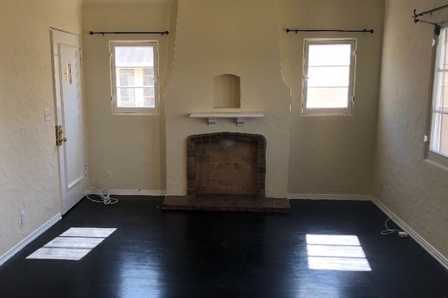 Building Photo - 1620 Huntington Dr Unit 1620 Rental