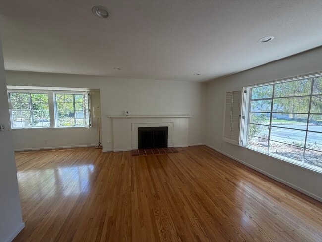 Photo - 1516 Wells Ave