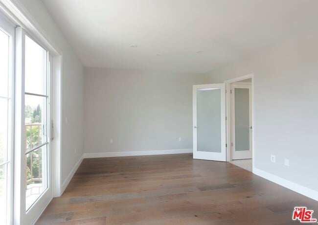 Photo - 1500 S Beverly Dr Unit 102