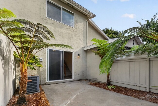 Photo - Large spacious 2 Bedroom in UTC