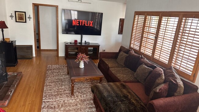 Photo - 5965 Wilbur Ave