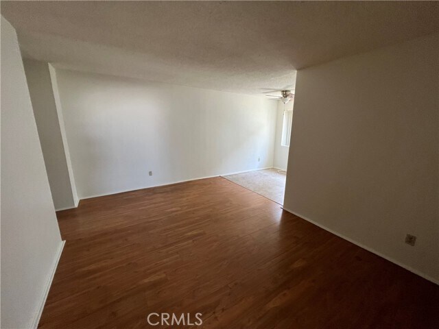 Photo - 387 N Mentor Ave Unit 9