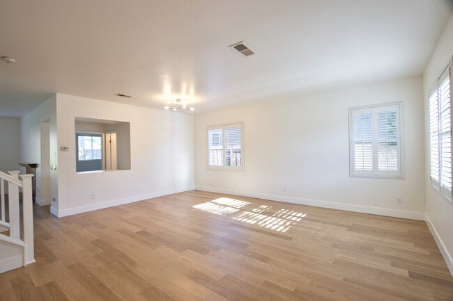 Photo - 36329 Capri Dr