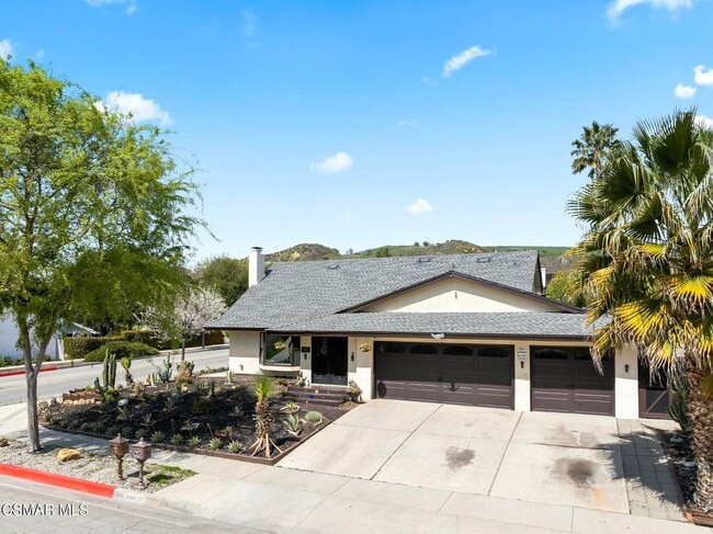 Photo - 26969 Helmond Dr House
