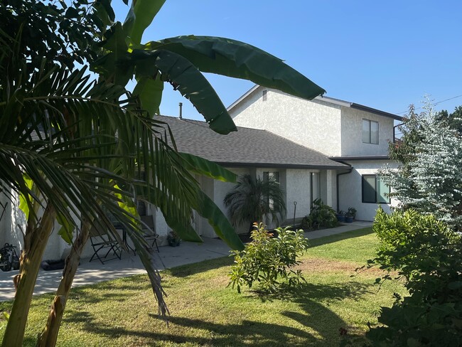 Building Photo - 9791 Arleta Ave Rental