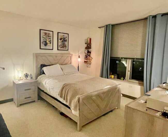 Photo - 425 W Beech St Unit 956