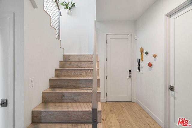 Photo - 1752 Stoner Ave