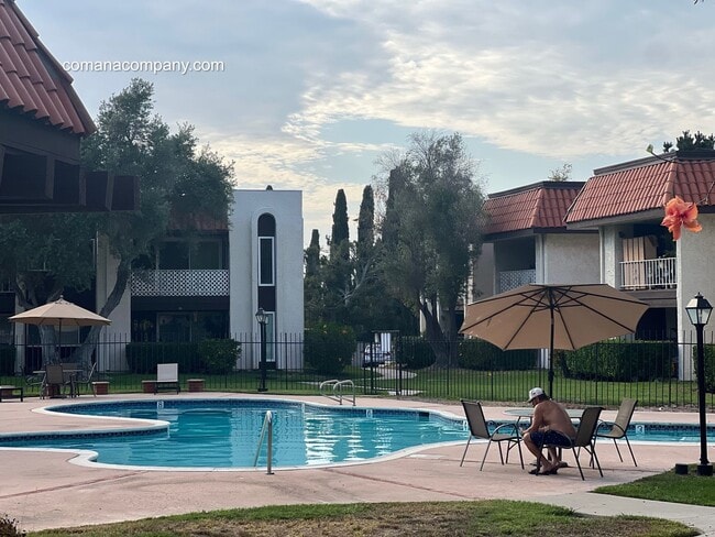 Beautiful 2 bedroom Condo - Beautiful 2 bedroom Condo Unit 21