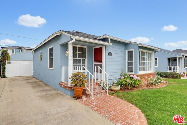 Photo - 7900 Westlawn Ave