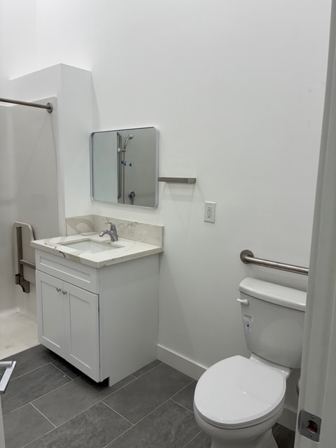 Photo - 447 W 74th St