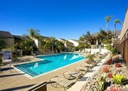 Villa La Jolla - 8620 Via Mallorca Unit B