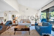 Photo - 15511 Sherman Way