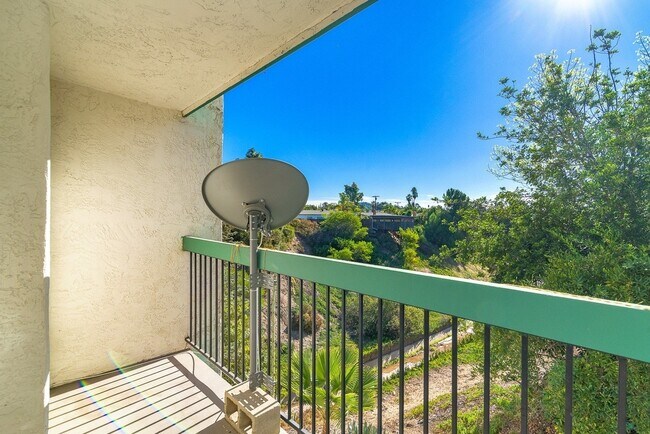 Photo - 5525 Shasta Ln Unit 204