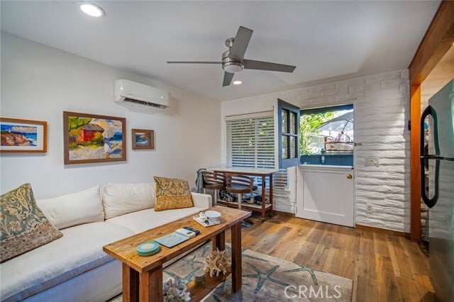 Photo - 33915 Robles Dr Unit B