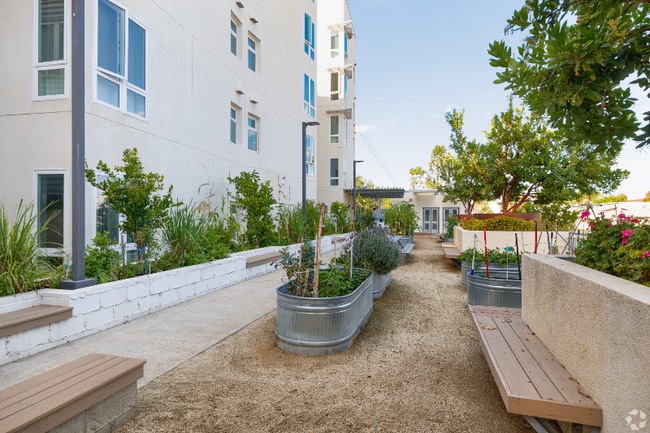 Photo - 4320 44th St Unit 205