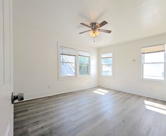 Photo - 419 N Virginia Ct