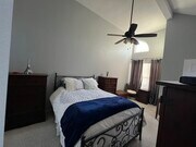 Photo - 5455 Sylmar Ave