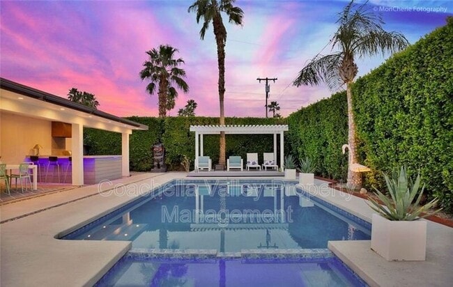 Photo - 2885 E Venetia Rd