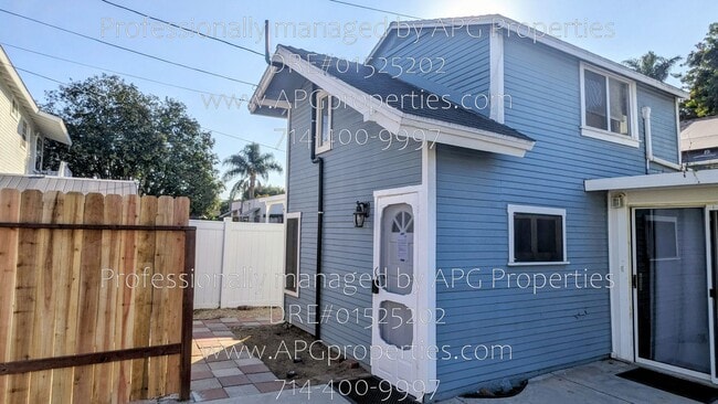 Building Photo - 136 1/2 N Yale Ave-