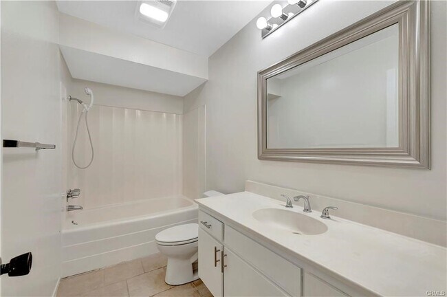 Photo - 564 N Bellflower Blvd Unit 316