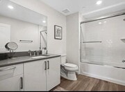 Photo - 4725 Radford Ave Unit ph1