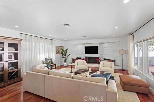 Photo - 2390 Nalin Dr