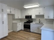 Photo - 3351 Lincoln St