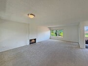 Photo - Spacious 2B/2.5BA Townhome w/ Stunning Vie...