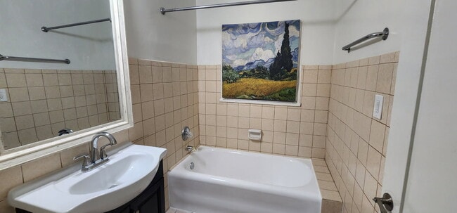 Photo - 419 N Stanley Ave Unit 421