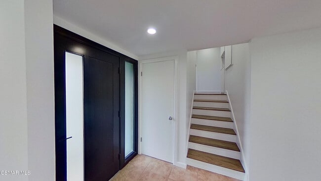 Photo - 845 La Grange Ave