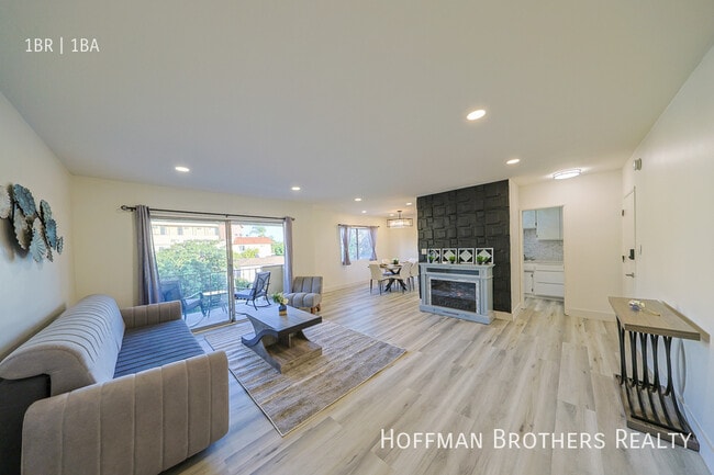 Building Photo - 1419 Cardiff Ave Unit 5