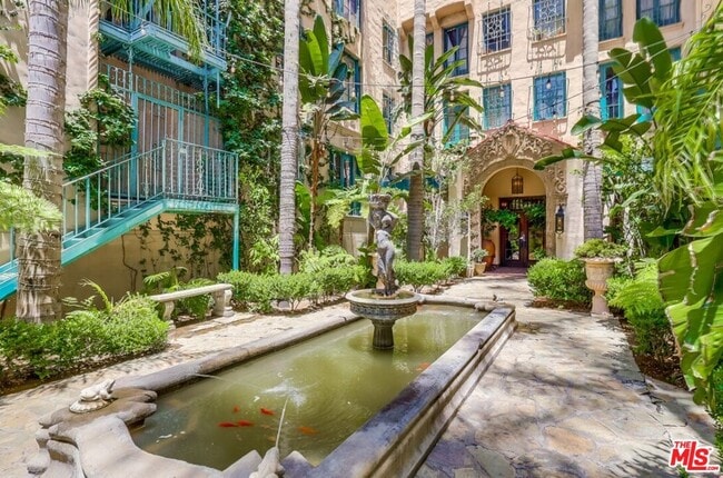 Photo - 642 S Bronson Ave Unit 207