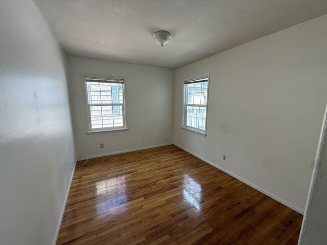 Photo - 417 E Walnut Ave Unit #A