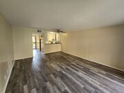 Photo - Orange Tree: Lower 1 Bedroom 1 Bath, House