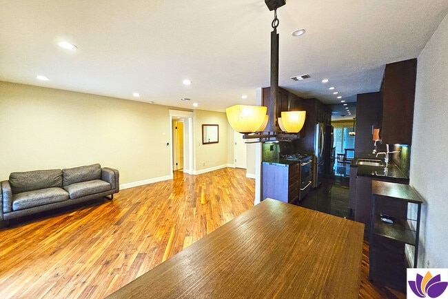 Photo - 382 E California Blvd Unit #106