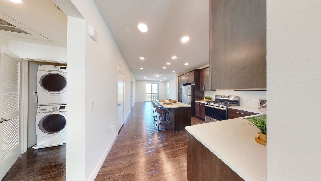 3D Tour - Yolo West Apartments