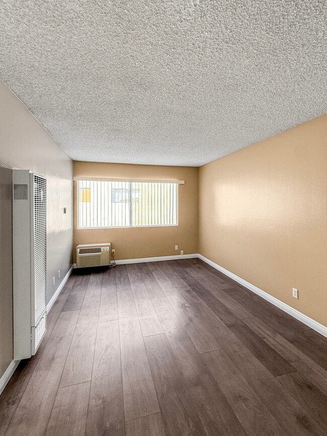 Photo - Pacific Rosemead Apartments