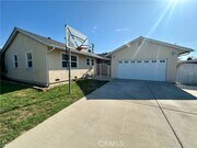 Photo - 354 S Pepper Ave