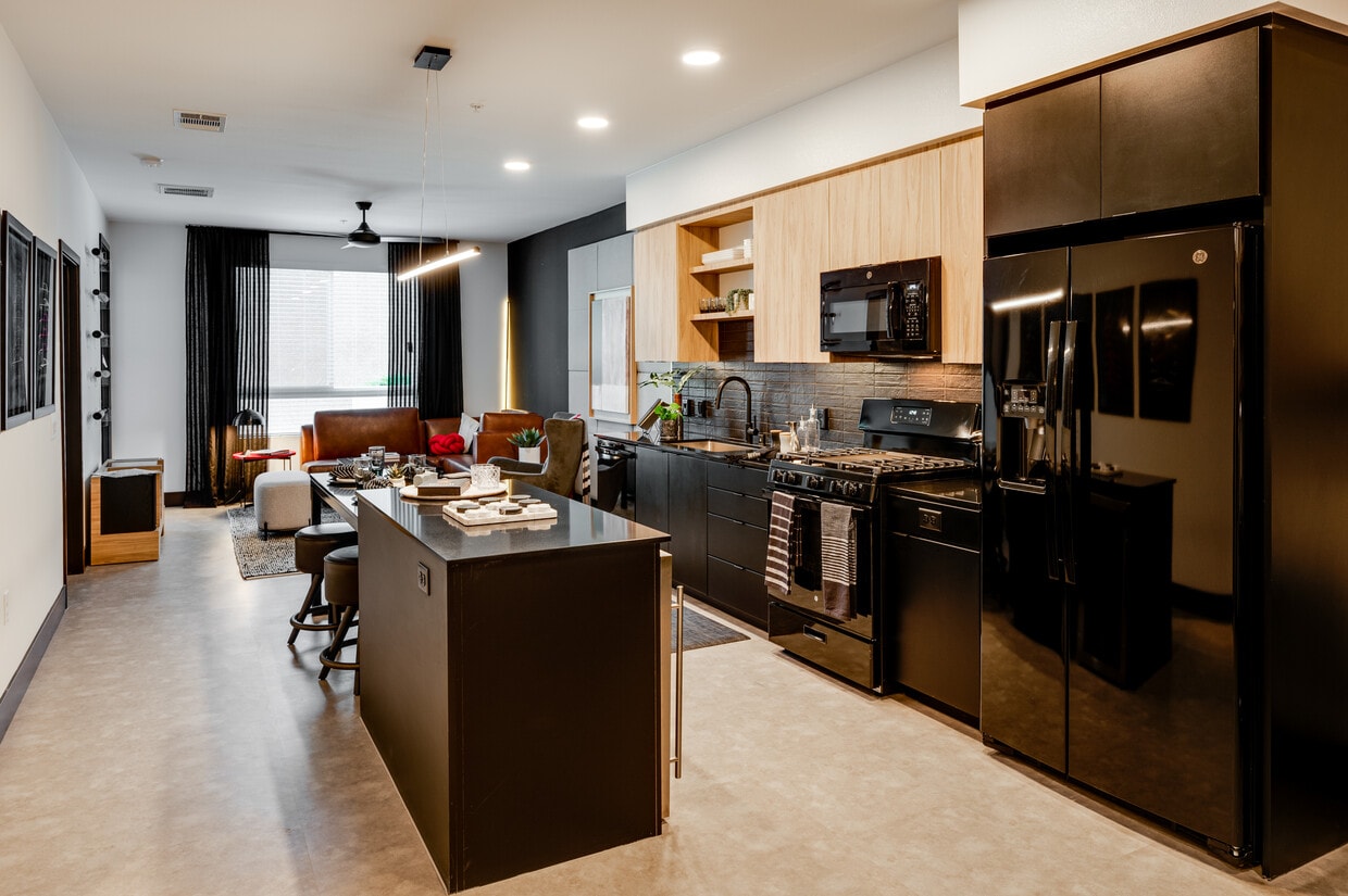 3D Tour - Griffis Platinum Triangle