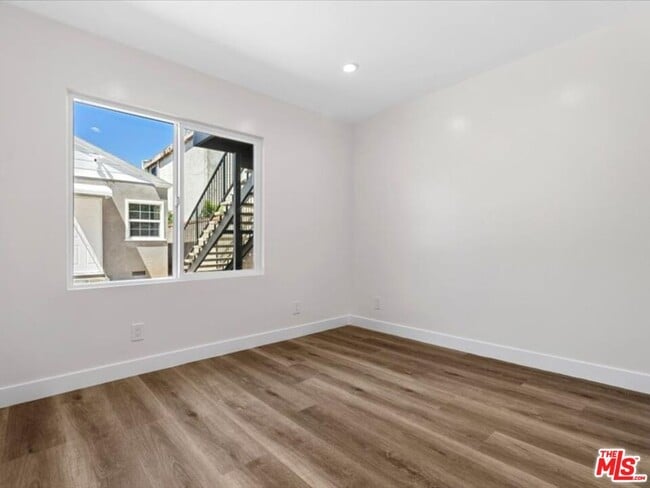 Photo - 1165 Stanford St Unit F
