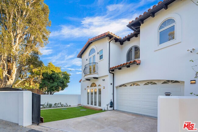 Photo - 27336 Pacific Coast Hwy