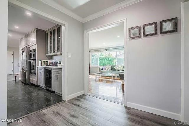 Photo - 6656 Columbus Ave