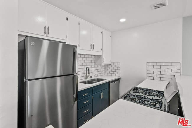 Photo - 15286 Sutton St Unit 207