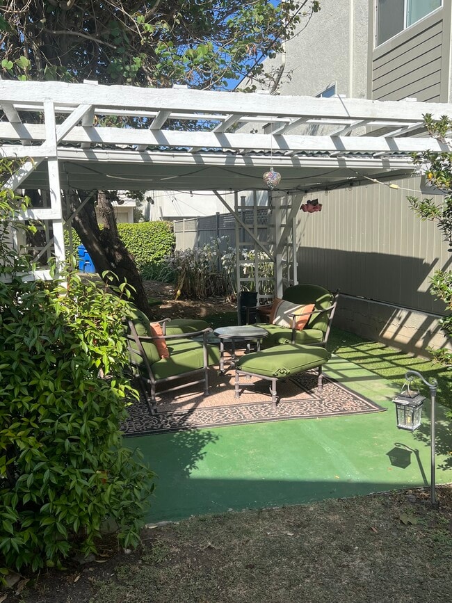 Photo - 1233 22nd St Unit 1233 22nd st  b