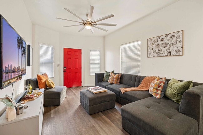 Photo - 3112 Nimitz Blvd Unit ID1062718P