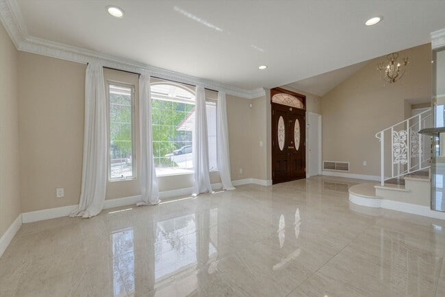 Photo - 4041 Alonzo Ave