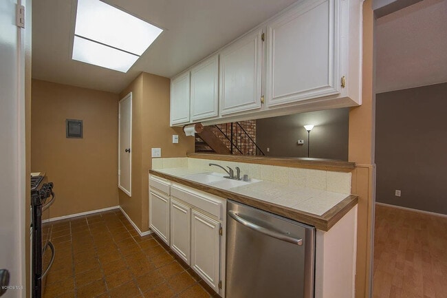 Photo - 5977 Nelda St Unit Nelda #3